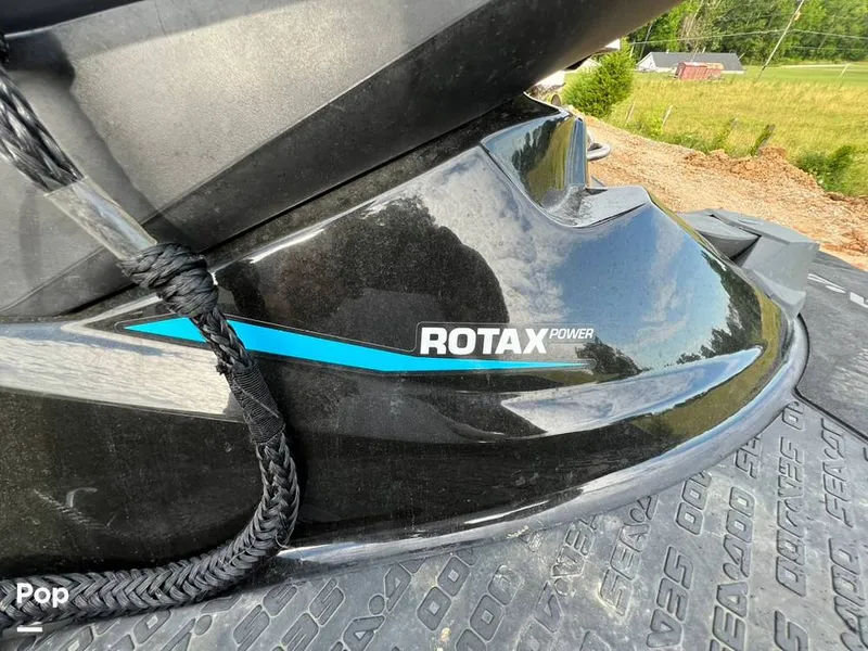 Slide: The Image of Sea-Doo GTI SE 170 & 2016 GTX Limited 300 2021 - 14454178