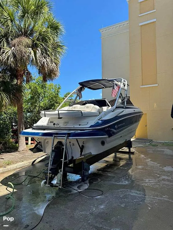 Slide: The Image of Crownline Boats 260 LS 2007 - 14644289