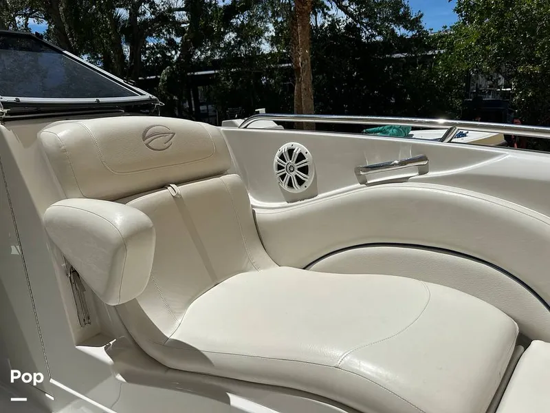 Slide: The Image of Crownline Boats 260 LS 2007 - 14676022