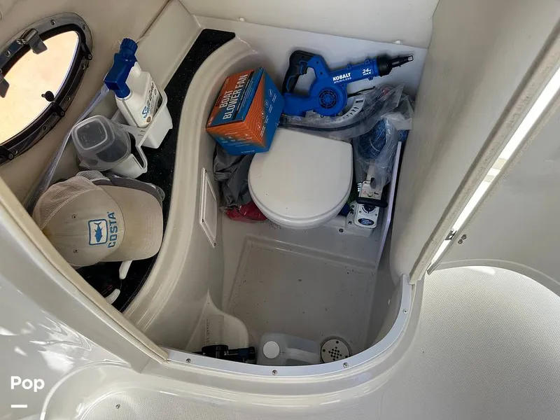 Slide: The Image of Crownline Boats 260 LS 2007 - 14676042