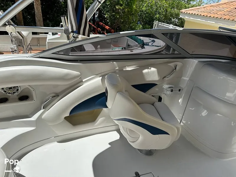 Slide: The Image of Crownline Boats 260 LS 2007 - 14676048