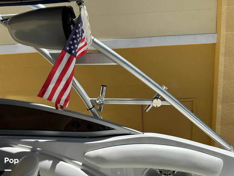 Slide: The Image of Crownline Boats 260 LS 2007 - 14676065