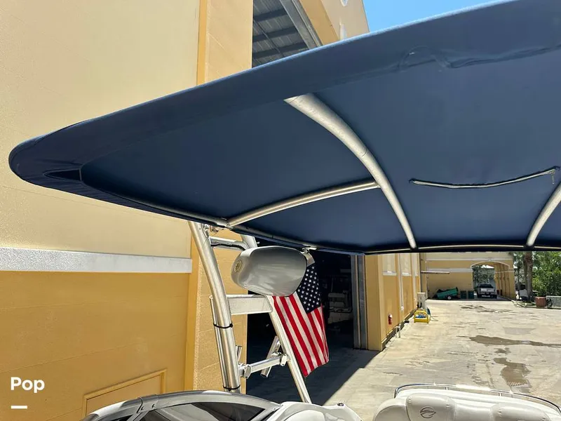 Slide: The Image of Crownline Boats 260 LS 2007 - 14676068