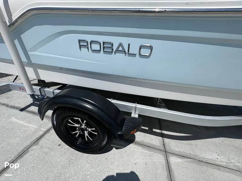 Slide: The Image of Robalo R160 2016 - 14426495