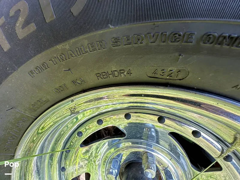 Slide: The Image of Malibu Wakesetter XTI 2004 - 14546788