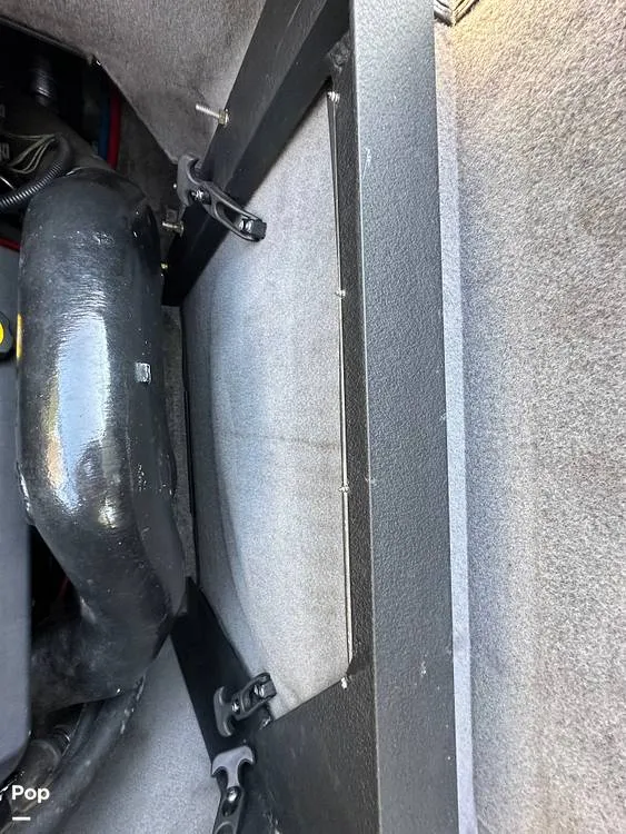 Slide: The Image of Malibu Wakesetter XTI 2004 - 14546811