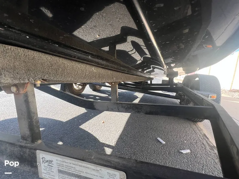 Slide: The Image of Underneath View - 14453449