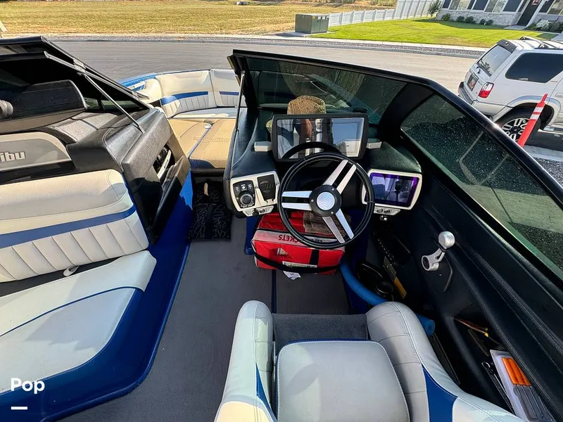 Slide: The Image of Malibu 24 MXZ 2015 - 14438413