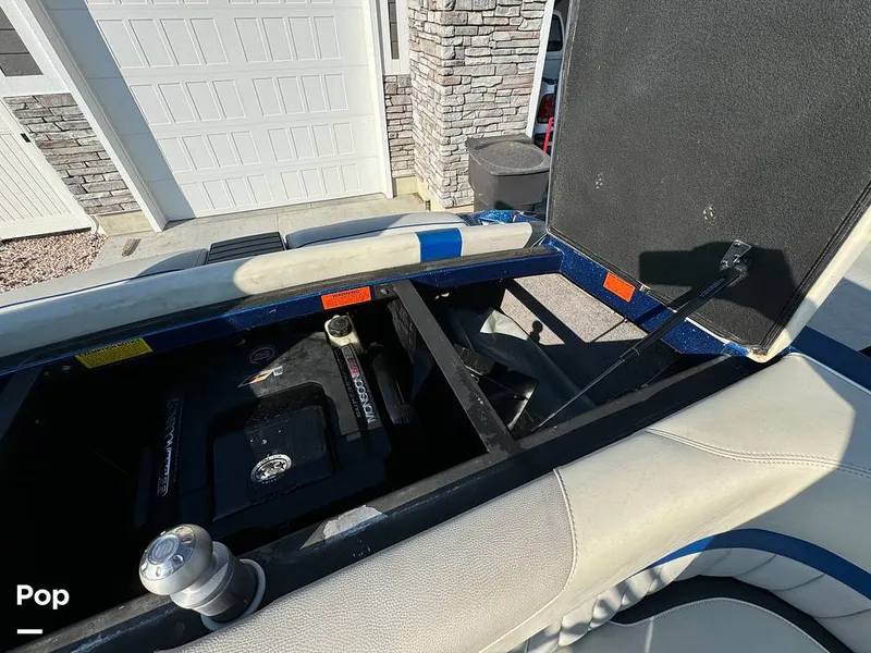 Slide: The Image of Malibu 24 MXZ 2015 - 14438415