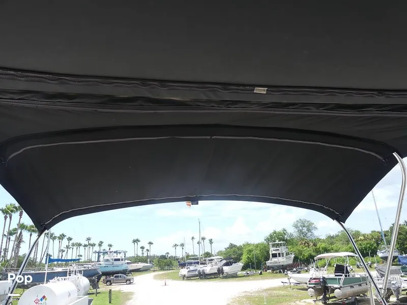 Slide: The Image of Sea Ray 300 Sundancer 2002 - 14477779