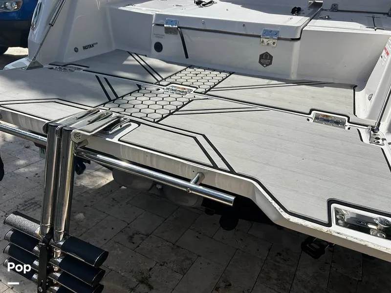 Slide: The Image of Scarab 195 Open ID 2018 - 14670464