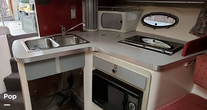 Slide: The Image of Trojan 32 1983 - 14425528