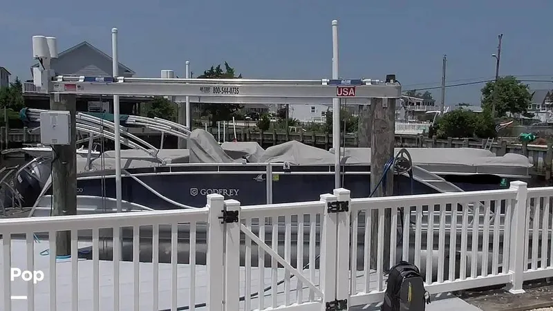 Slide: The Image of Godfrey Pontoon Monaco 255MT 2020 - 14488915