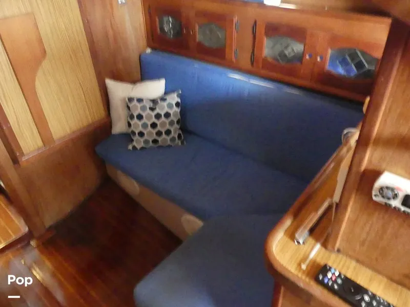 Slide: The Image of Gulf 32 Pilothouse 1987 - 14443235