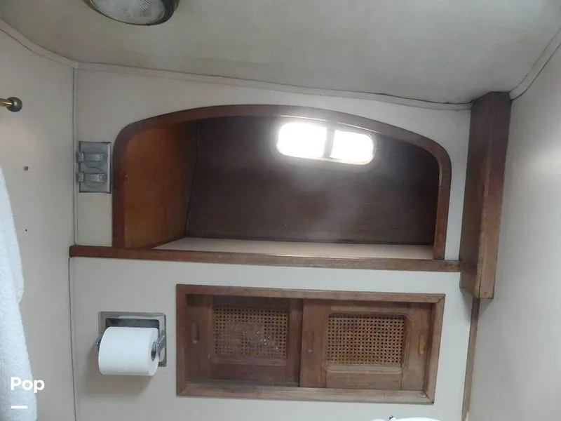 Slide: The Image of Gulf 32 Pilothouse 1987 - 14443245