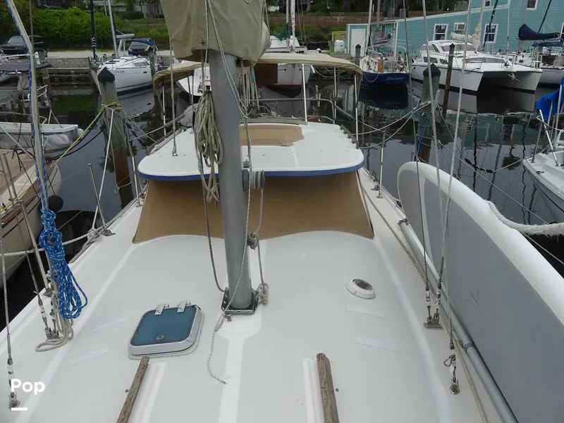 Slide: The Image of Gulf 32 Pilothouse 1987 - 14443262