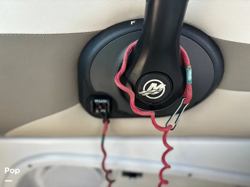 Slide: The Image of Crownline Boats 252ex 2009 - 14481820