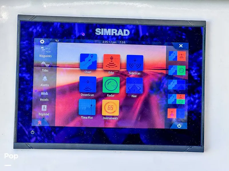 Slide: The Image of GPS/ Fishfinder/ Plotter - 14749051