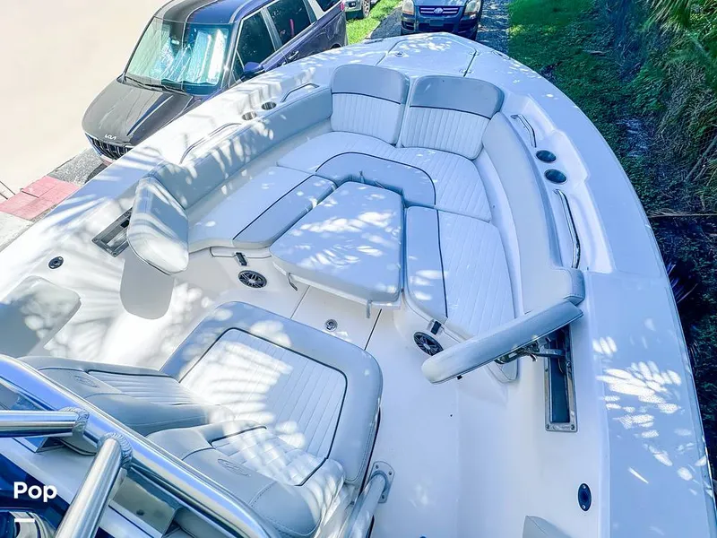 Slide: The Image of Bow Seating - 14748937