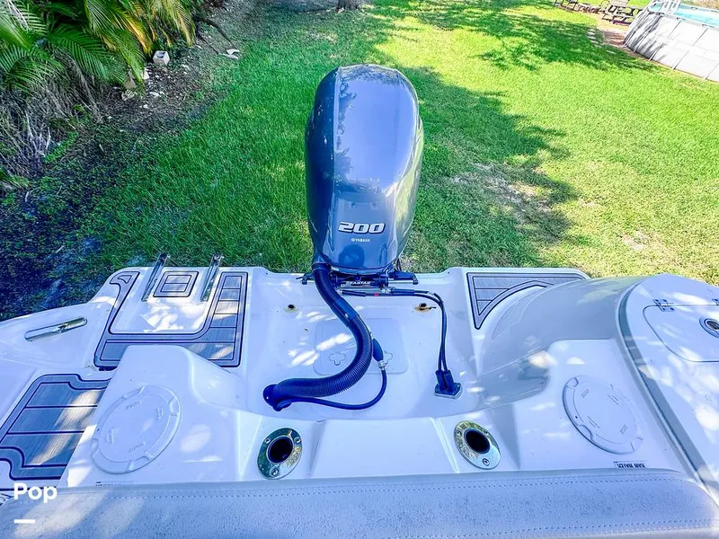 Slide: The Image of Sea Fox Commander 228 2022 - 14748972