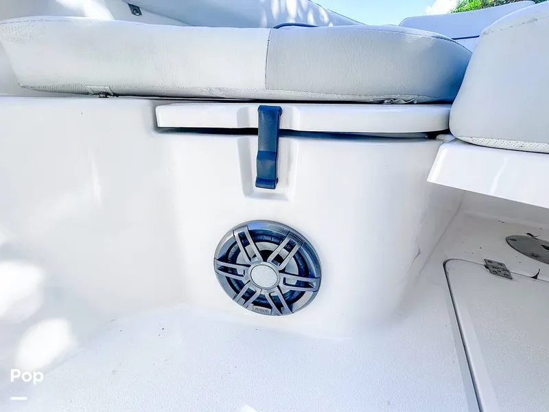 Slide: The Image of Sea Fox Commander 228 2022 - 14748990