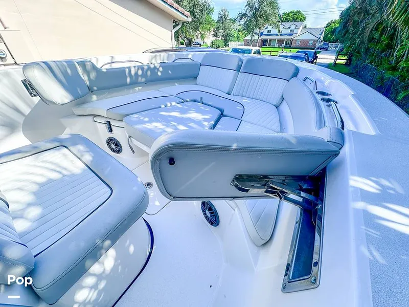 Slide: The Image of Bow Seating - 14749021