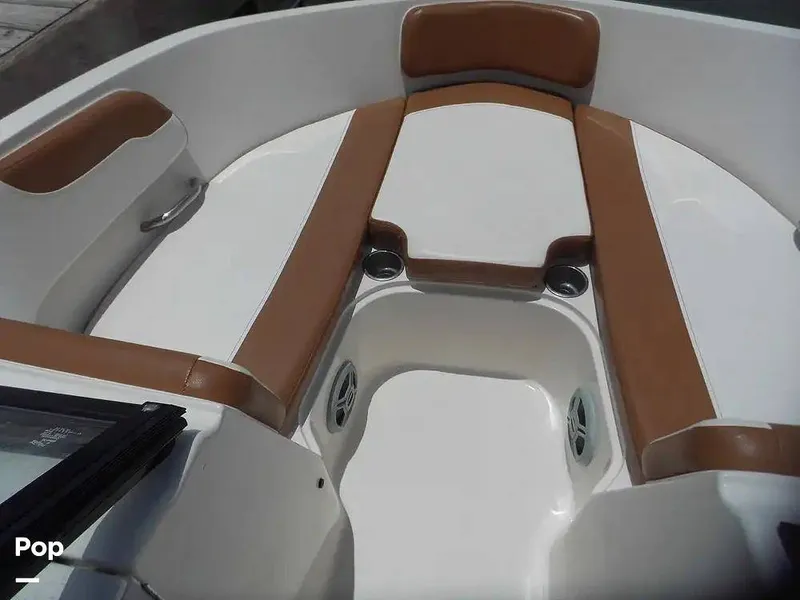 Slide: The Image of Bayliner VR6 OB 2021 - 14494480