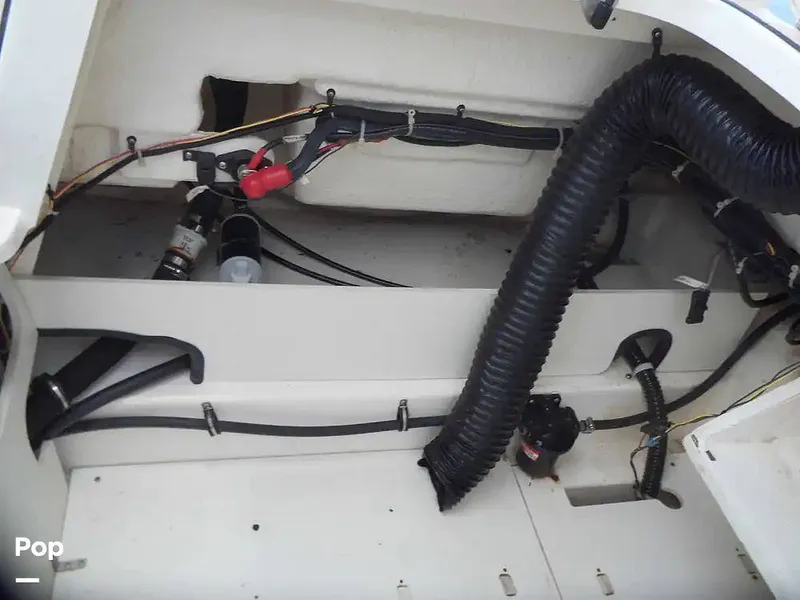 Slide: The Image of Bayliner VR6 OB 2021 - 14494452