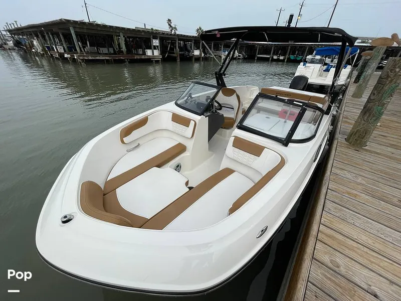 Slide: The Image of Bayliner VR6 OB 2021 - 15164869