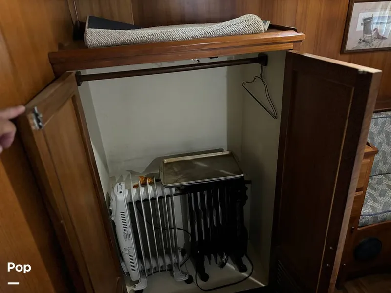 Slide: The Image of Jefferson 42 Sundeck 1986 - 14482006