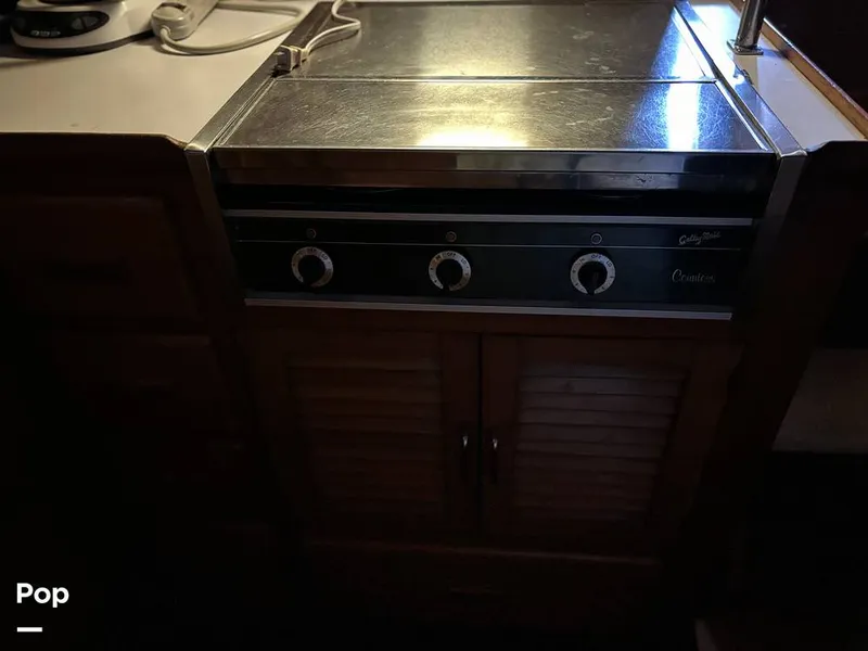 Slide: The Image of Jefferson 42 Sundeck 1986 - 14482015