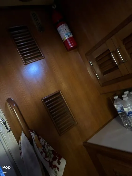 Slide: The Image of Jefferson 42 Sundeck 1986 - 14482017