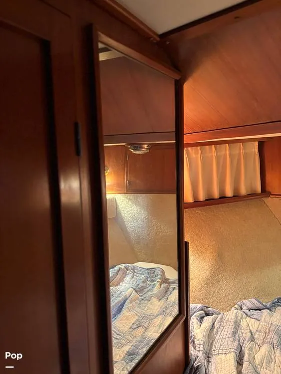 Slide: The Image of Jefferson 42 Sundeck 1986 - 15857933