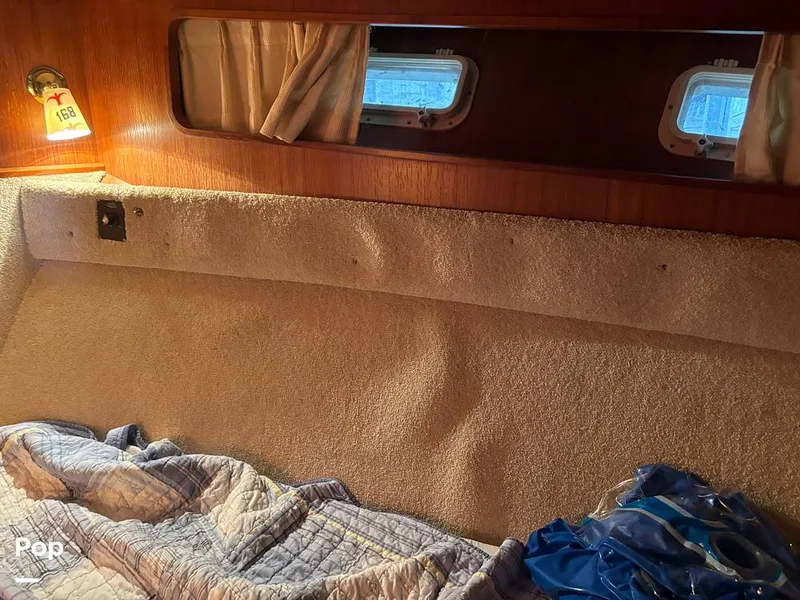 Slide: The Image of Jefferson 42 Sundeck 1986 - 15857934