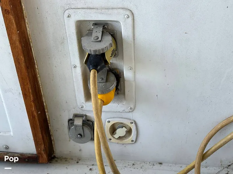 Slide: The Image of Jefferson 42 Sundeck 1986 - 14481858