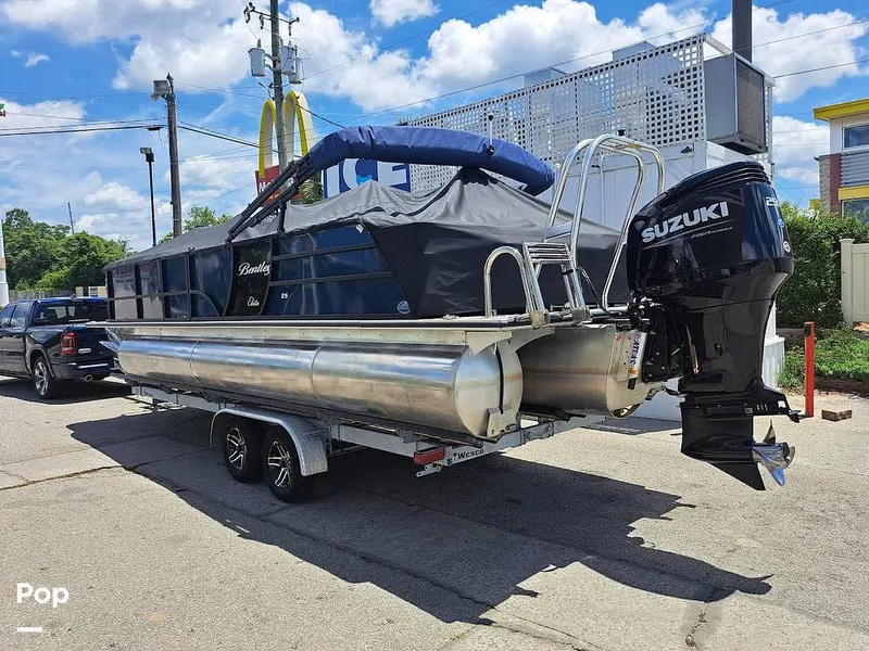 The Image of Bentley Pontoons Elite 253 Swingback 2023 - 14454504