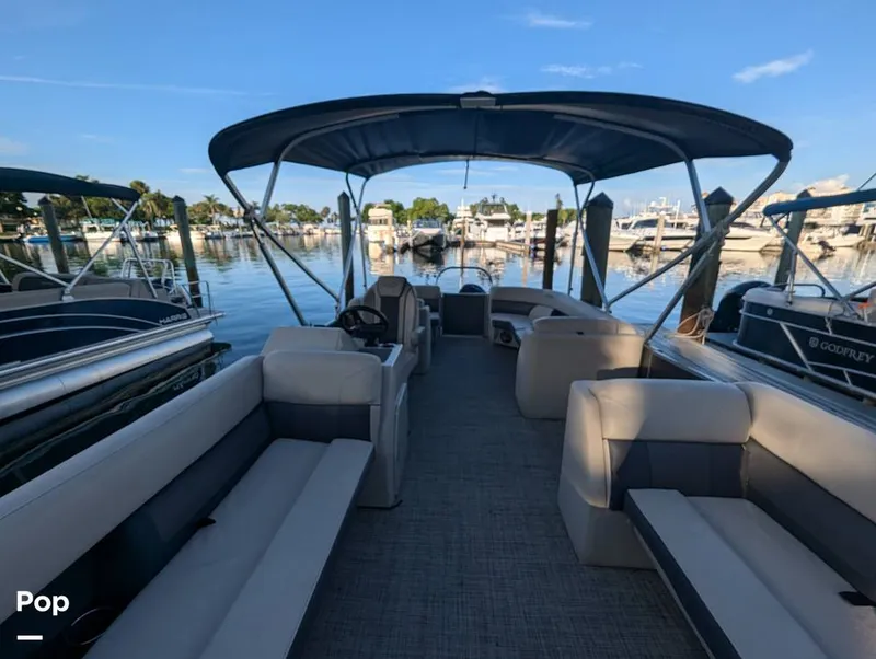 Slide: The Image of Harris Cruiser 230 2023 - 14445490