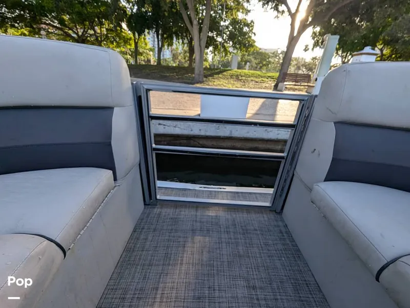 Slide: The Image of Harris Cruiser 230 2023 - 14445474