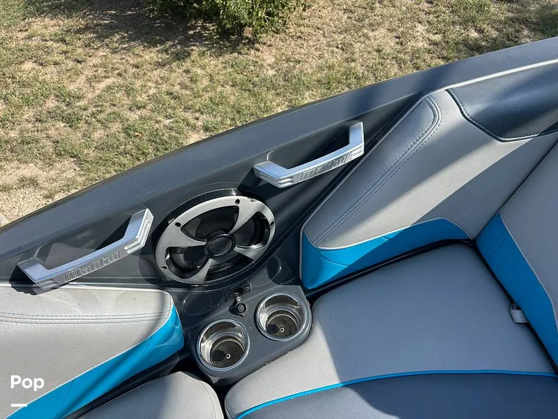 Slide: The Image of Beverage Holders - 14737724