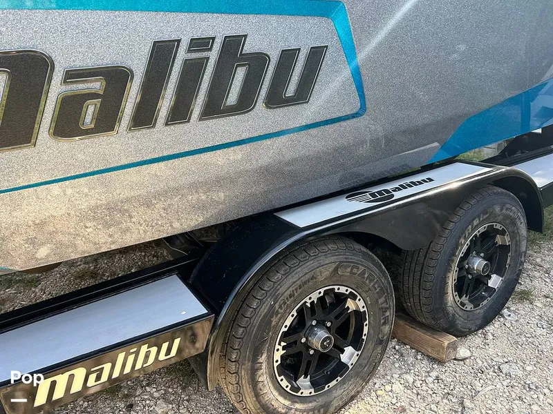 Slide: The Image of Malibu Wakesetter 23 LSV 2018 - 14712361