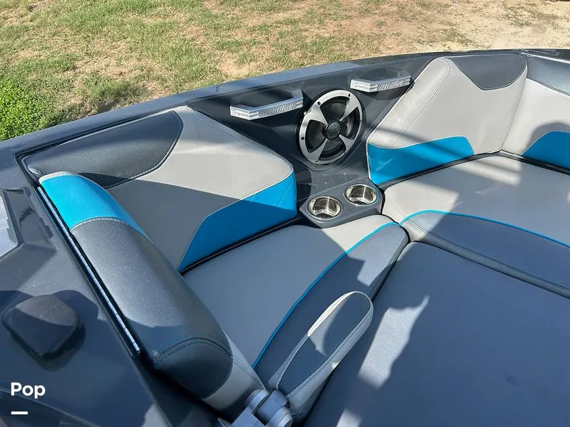 Slide: The Image of Beverage Holders - 14712426