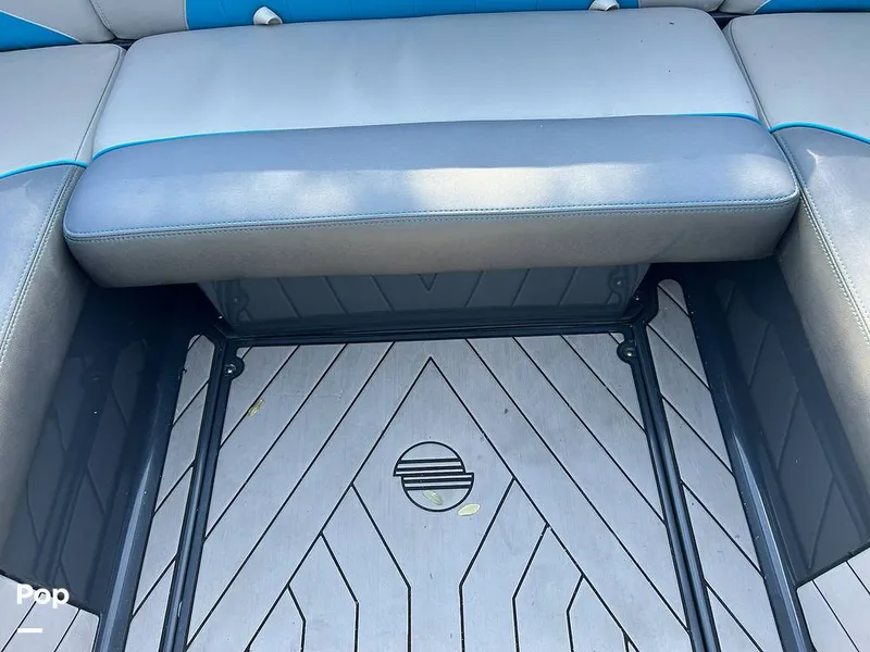 Slide: The Image of Malibu Wakesetter 23 LSV 2018 - 14712389