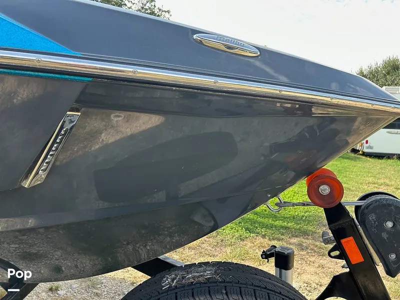Slide: The Image of Malibu Wakesetter 23 LSV 2018 - 14712379