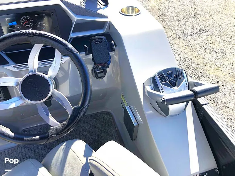 Slide: The Image of Manitou Xplode 250 2021 - 15179632