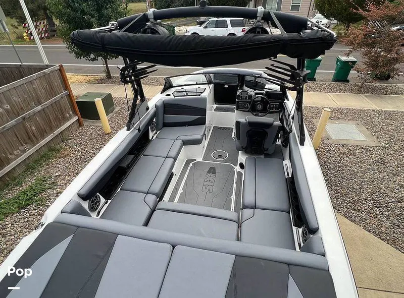 Slide: The Image of Axis a225 2023 - 14485818