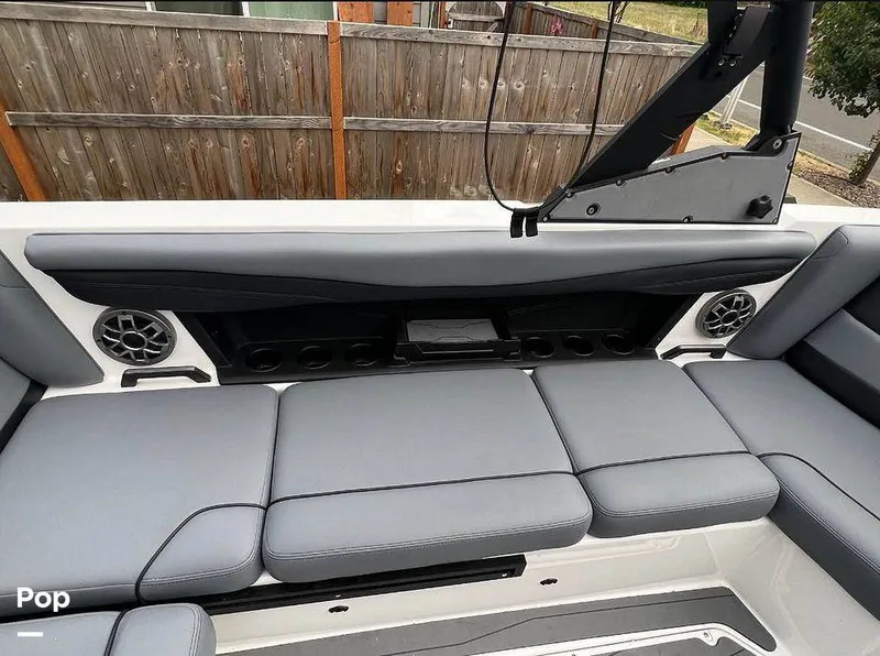 Slide: The Image of Axis a225 2023 - 14485813