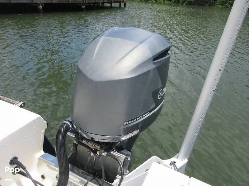 Slide: The Image of Robalo 246 Cayman SD 2018 - 14473325