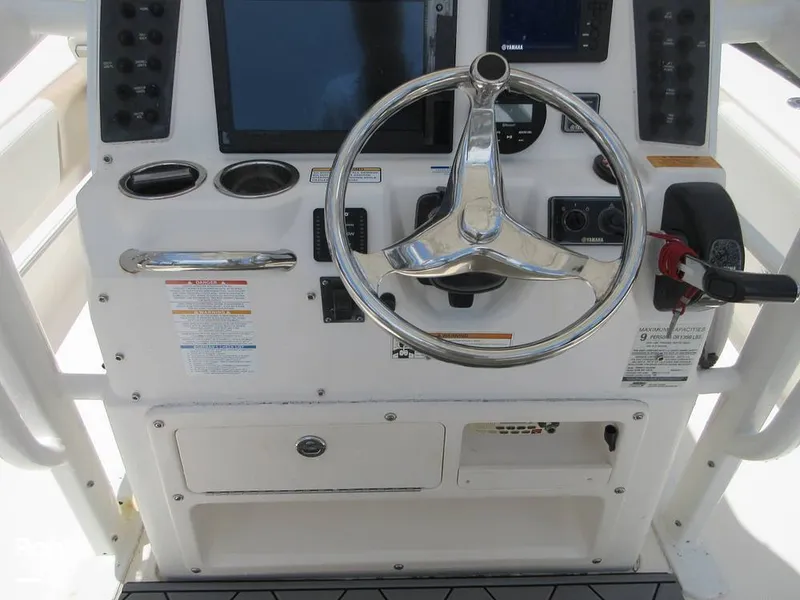 Slide: The Image of Robalo 246 Cayman SD 2018 - 14473377