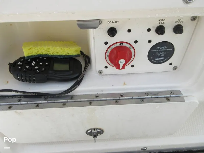 Slide: The Image of Robalo 246 Cayman SD 2018 - 14473363