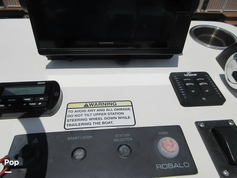 Slide: The Image of Robalo 246 Cayman SD 2018 - 14473335